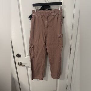 Aritzia TNA women’s cargo pants